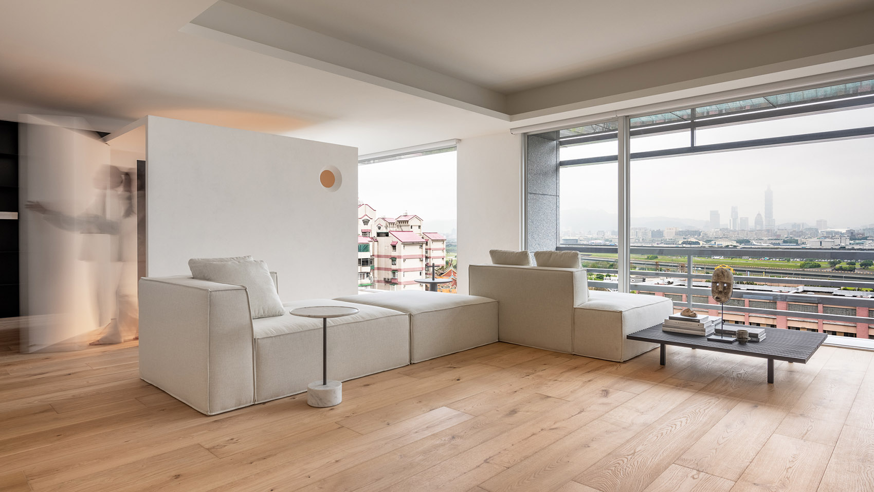 打造現(xiàn)代簡(jiǎn)約風(fēng)舒適明亮大平層