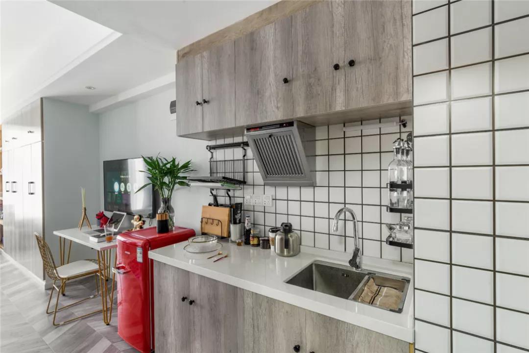 南寧寶能城市廣場(chǎng)64平米北歐風(fēng)單身公寓