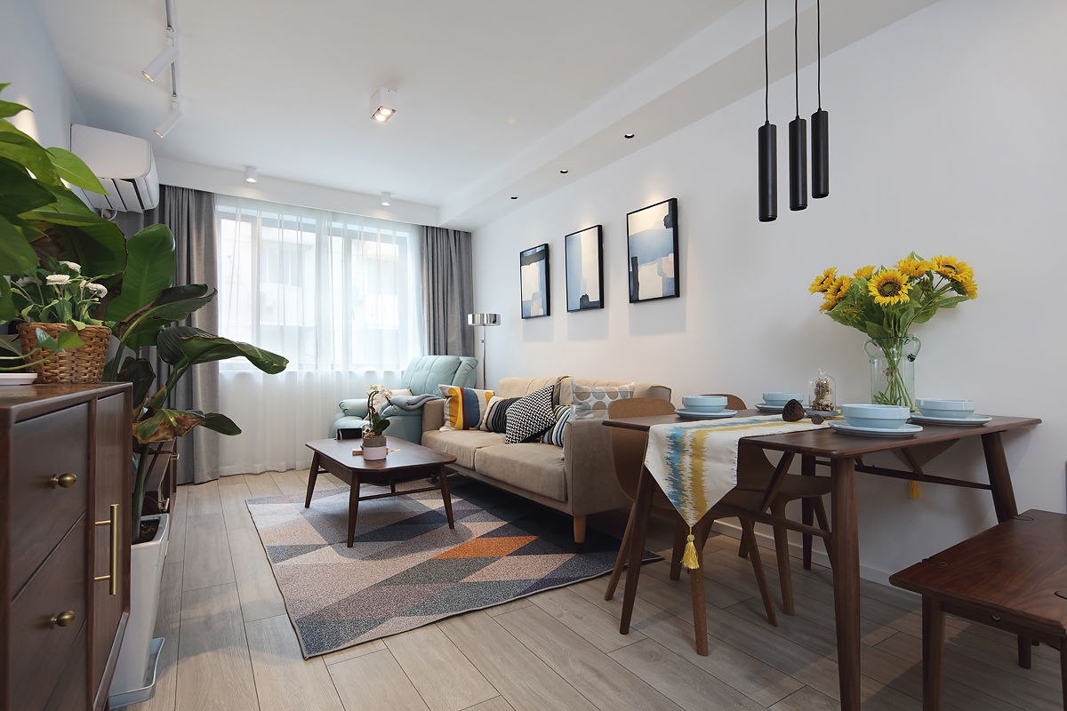 品匠案例 | 74㎡現(xiàn)代簡(jiǎn)約風(fēng)二居室，彰顯復(fù)古韻味