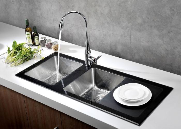 廚房水槽有哪些材質(zhì)？廚房水槽該如何挑選？